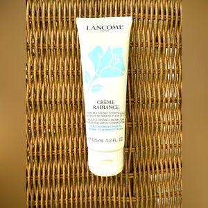 Lancome Crème Radiance Cleanser - White and Blue